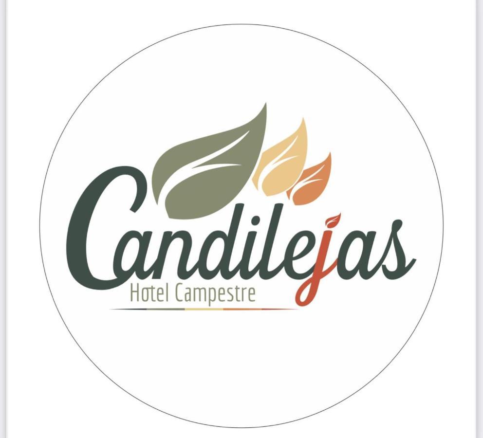 Hotel Candilejas Puerto Berrio エクステリア 写真