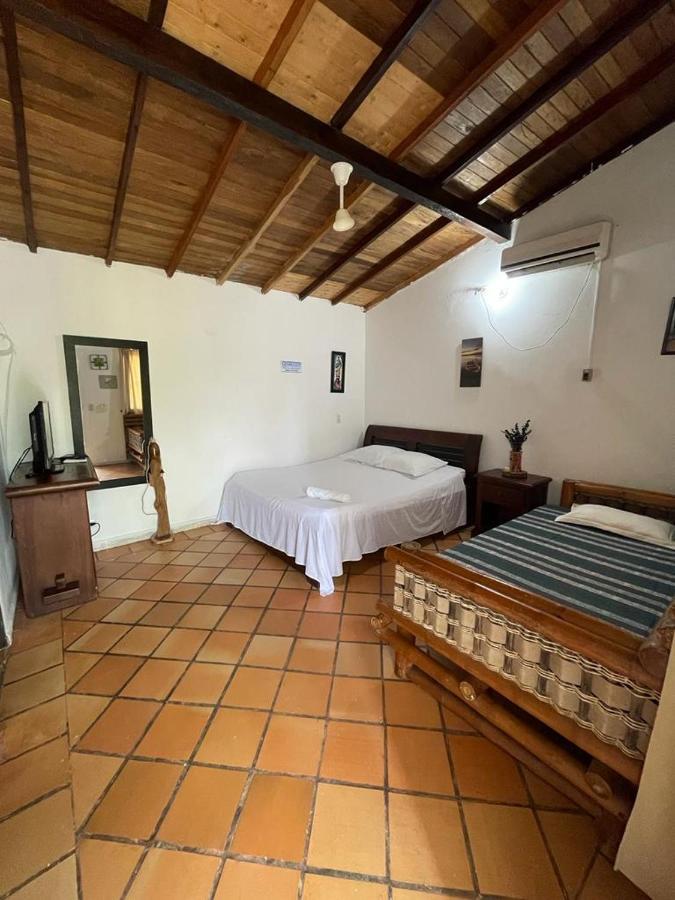 Hotel Candilejas Puerto Berrio エクステリア 写真